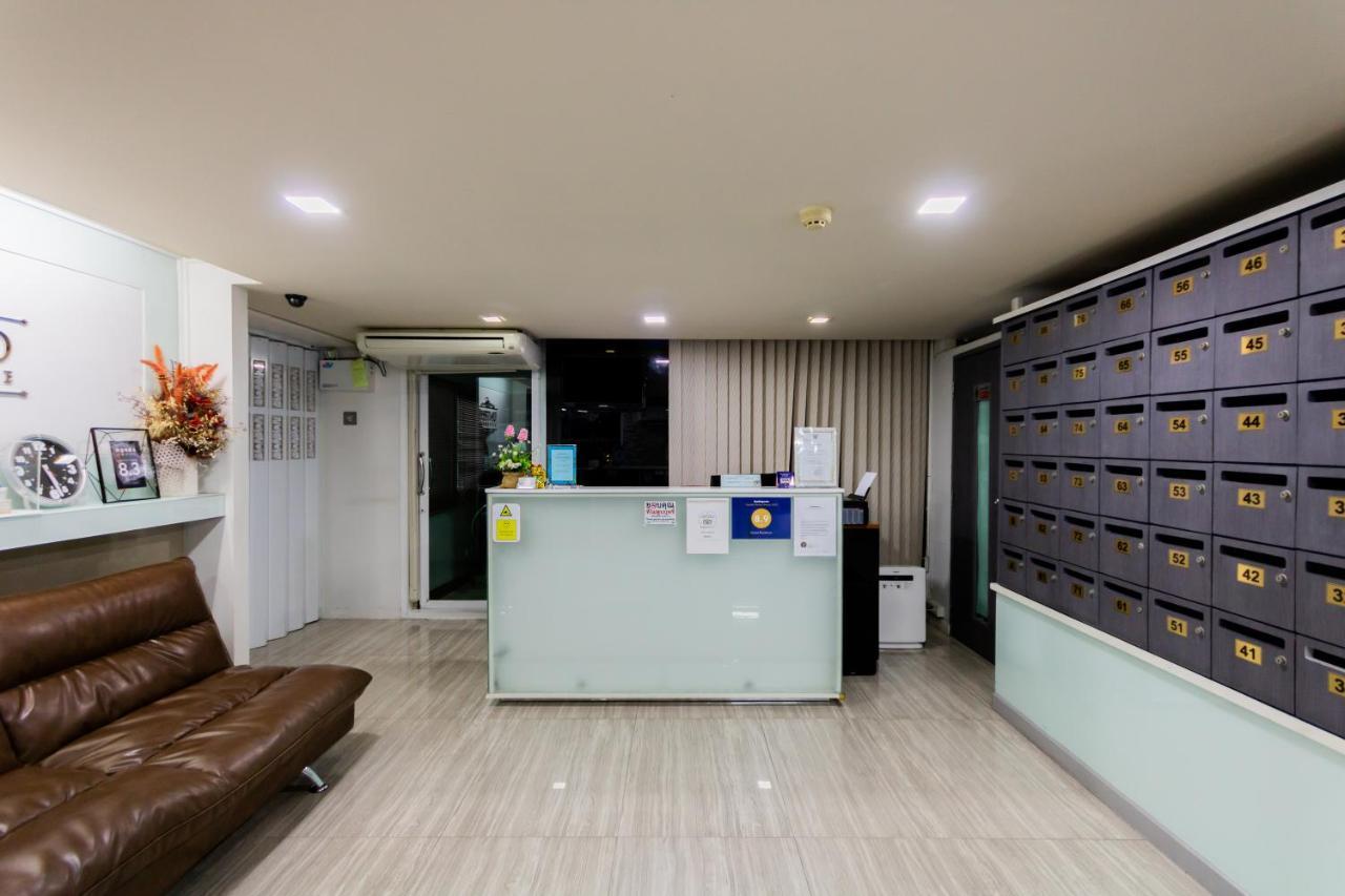 United Residence Ekamai Bangkok Extérieur photo