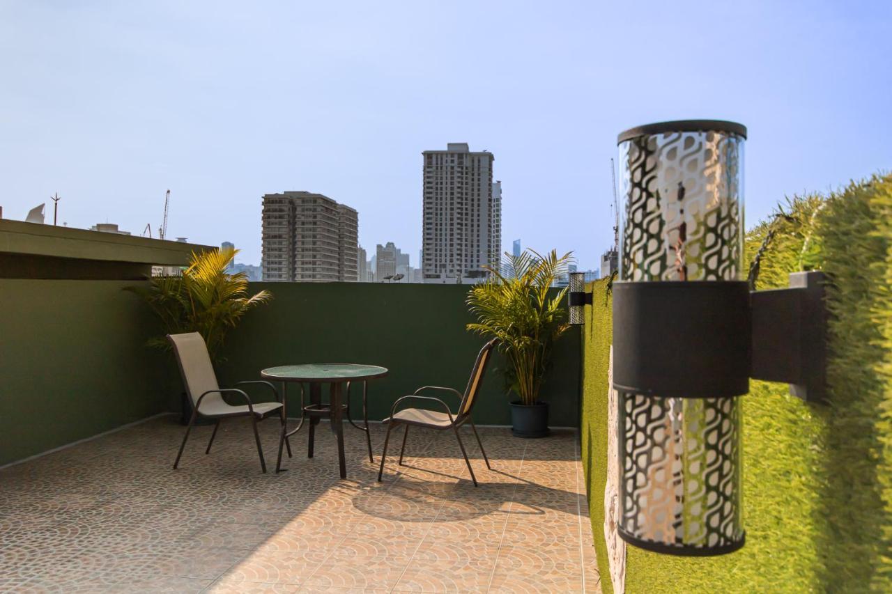 United Residence Ekamai Bangkok Extérieur photo