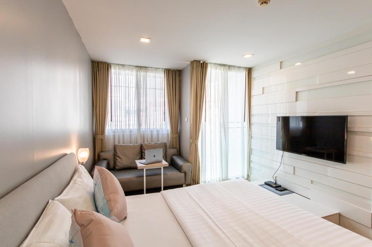 United Residence Ekamai Bangkok Extérieur photo